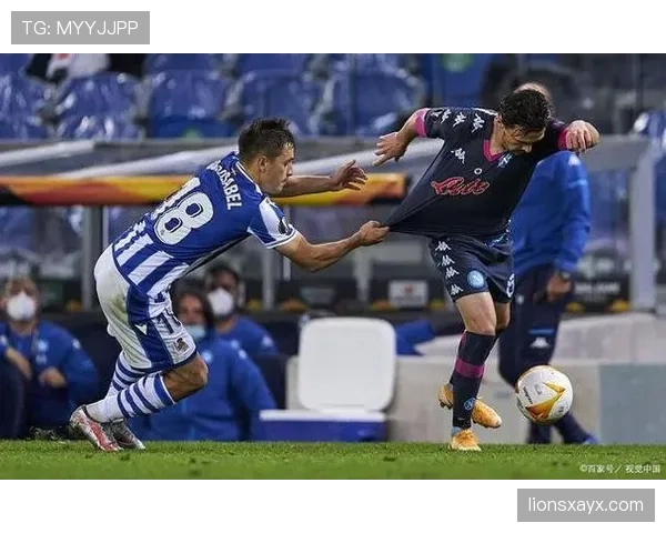 奥斯梅恩携手边锋默契破门，助球队延续强势表现